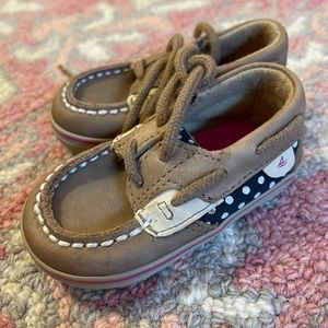 Baby sperry topsider shoe size 2 like new